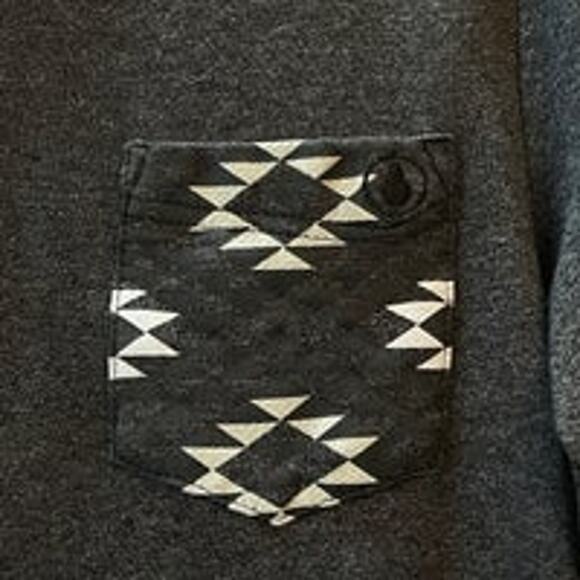 Volcom Dark Gray Long Sleeve Henley 2 Botton Shirt Size Medium - Picture 4 of 6